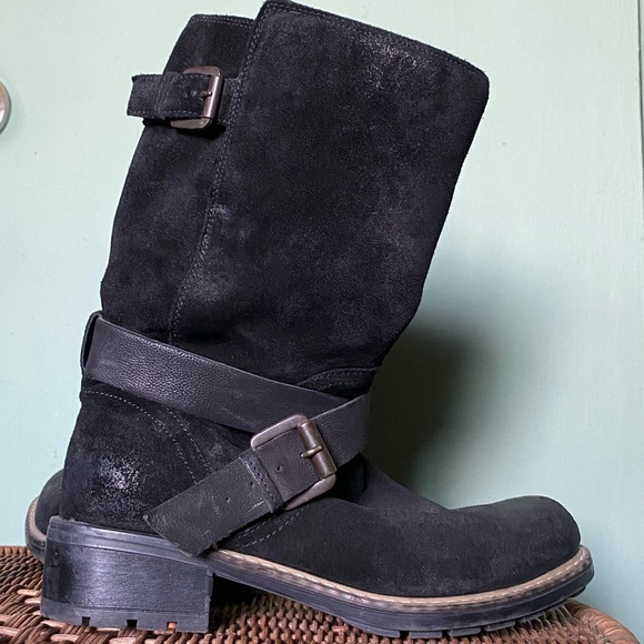 Clarks Boot - Picture 2 of 7